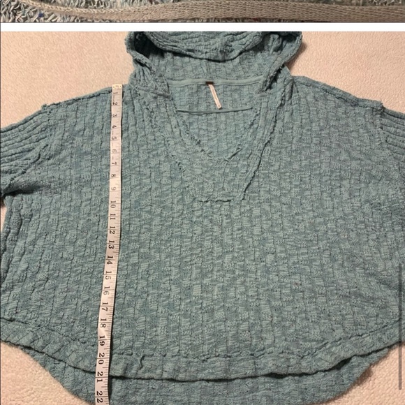 Free People Sweater Baja Babe Hooded Hacci Bell Sleeve Cerulean Blue - Picture 12 of 13